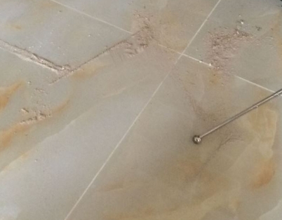 无锡市瓷砖空鼓维修公司分享粘合剂选择不当在瓷砖铺贴过程中可能导致以下问题